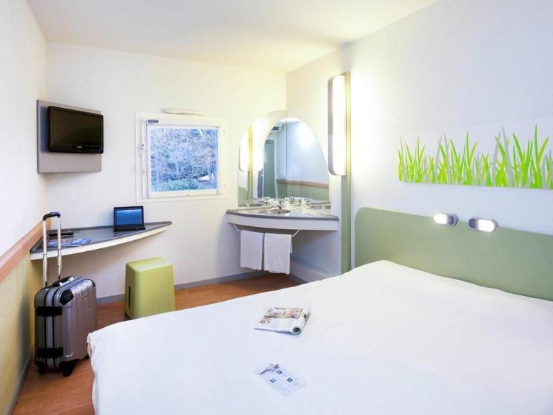 Ibis Budget Carcassonne La Cite Exterior foto
